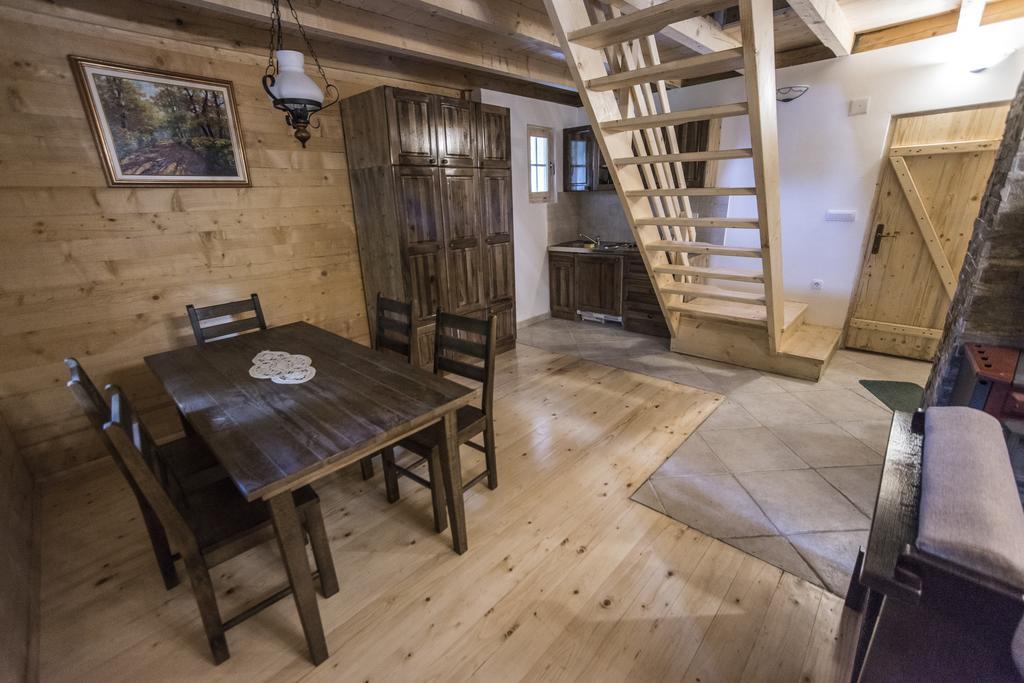 Appartement Gradacka Banja Brvnare à Gradac  Extérieur photo