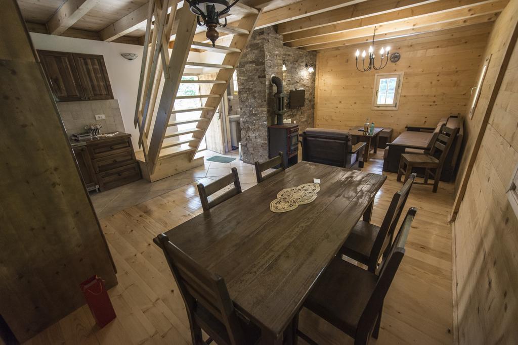 Appartement Gradacka Banja Brvnare à Gradac  Extérieur photo